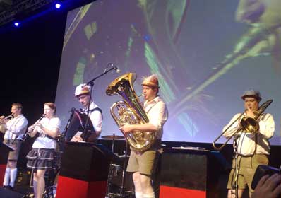 Bavarian Strollers Live